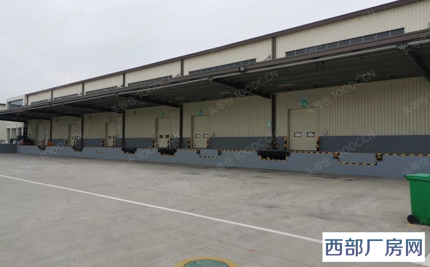 重庆渝北工业园厂房出租，1000平起，厂房出租，周转场地30米，层高9米，可做仓储，可分租