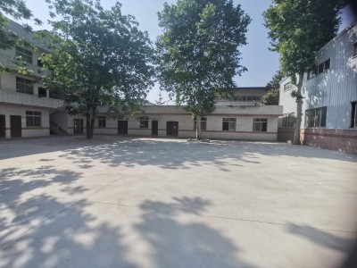 成都温江区八成新独门独院厂房4600平出租，超大空地，适合食品加工，机械加工行业入驻
