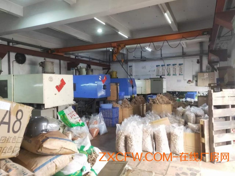 东莞凤岗一楼480平标准厂房出租,水电齐全,带行车,​个人厂房无中介,适合注塑模具，五金压铸、钣金、材料、线材、加工、仓库等行业-广东厂房出租