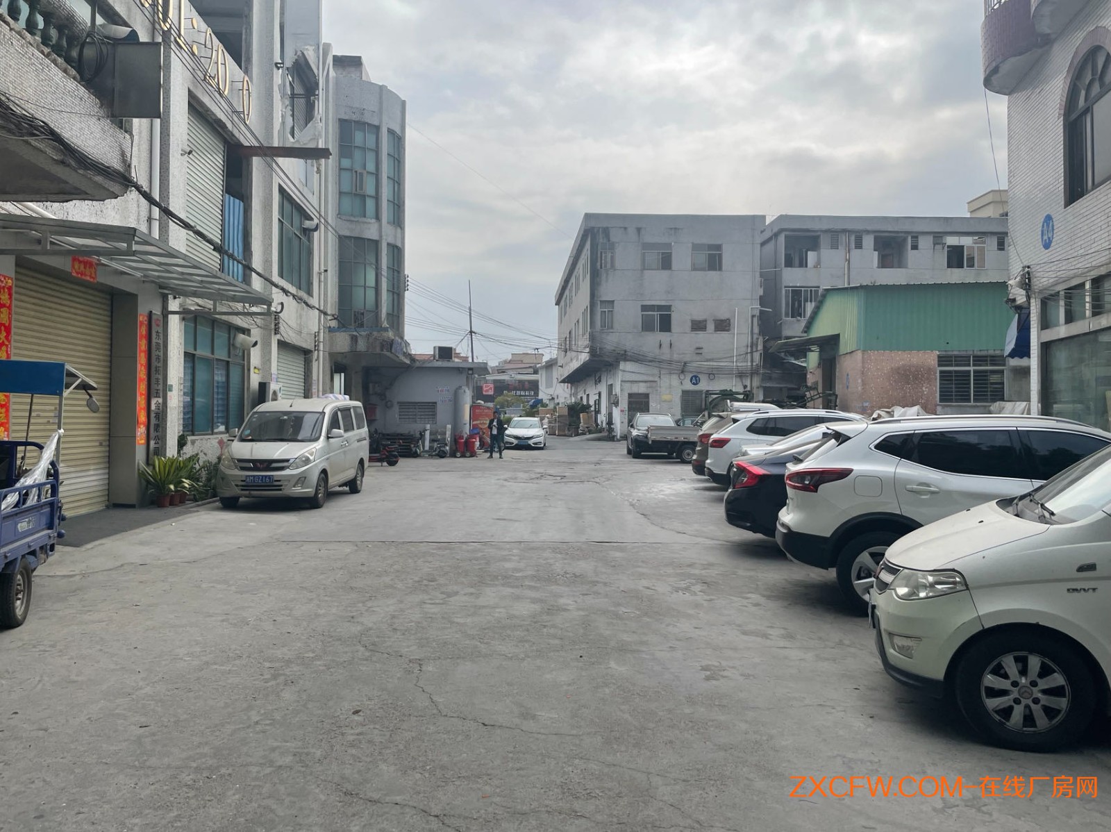 东莞厚街厂房出租1000平米二楼厂房有电梯租金便宜-广东厂房出租