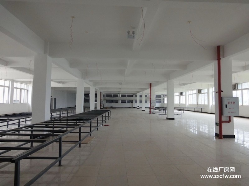 重庆市辖区厂房出租-渝北两港大道208号三四楼423平-1343平厂房出租