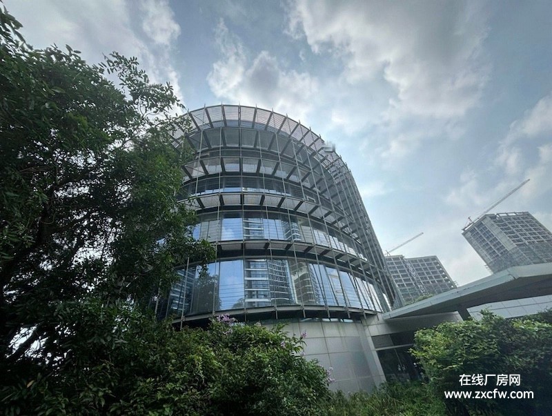 广东珠海厂房出租-横琴独门独院厂房招租 空地1.7万平米 花园空地免费使用，园区政策优惠