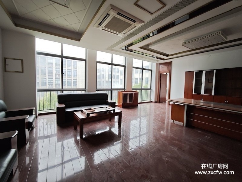 合肥厂房出租-合肥庐阳区纯办公出租，整层461平，精装修带家具中央空调