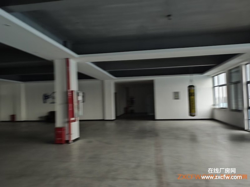 新乡厂房出租-河南省新乡市平原示范区黄河大道007号中兴智慧产业园12号楼4楼735平方米厂房出租