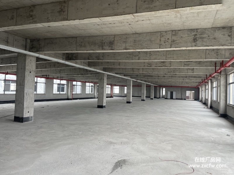 江苏南京厂房出租-单层1500平厂房出租，配套齐全，高速路口适合食品加工，有电梯可分租