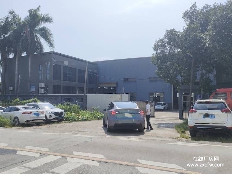 佛山厂房出租-房东直租4200平，形象位置好，独门独院狮山工业园厂房，配套齐全