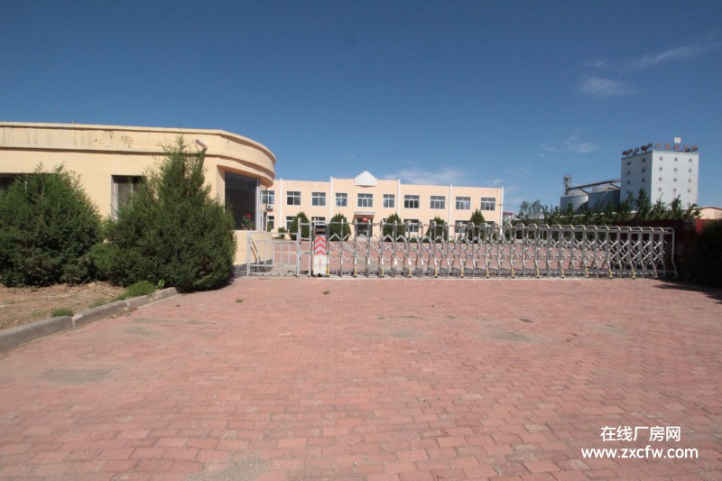 辽宁朝阳市厂房出售-辽宁朝阳21000平厂房场地出租出售，水电齐全，临近高速口，可多方式参与。