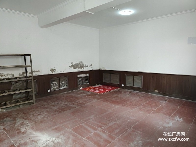 河北唐山厂房出租-复兴路1230平仓库大院招租 唐山路南区厂房出租