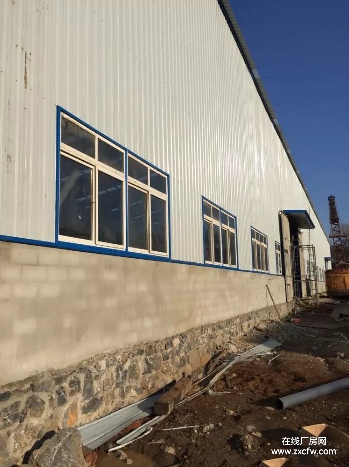 辽宁大连市厂房出租-三十里铺鸽子塘水库附近2500平钢结构厂房出租