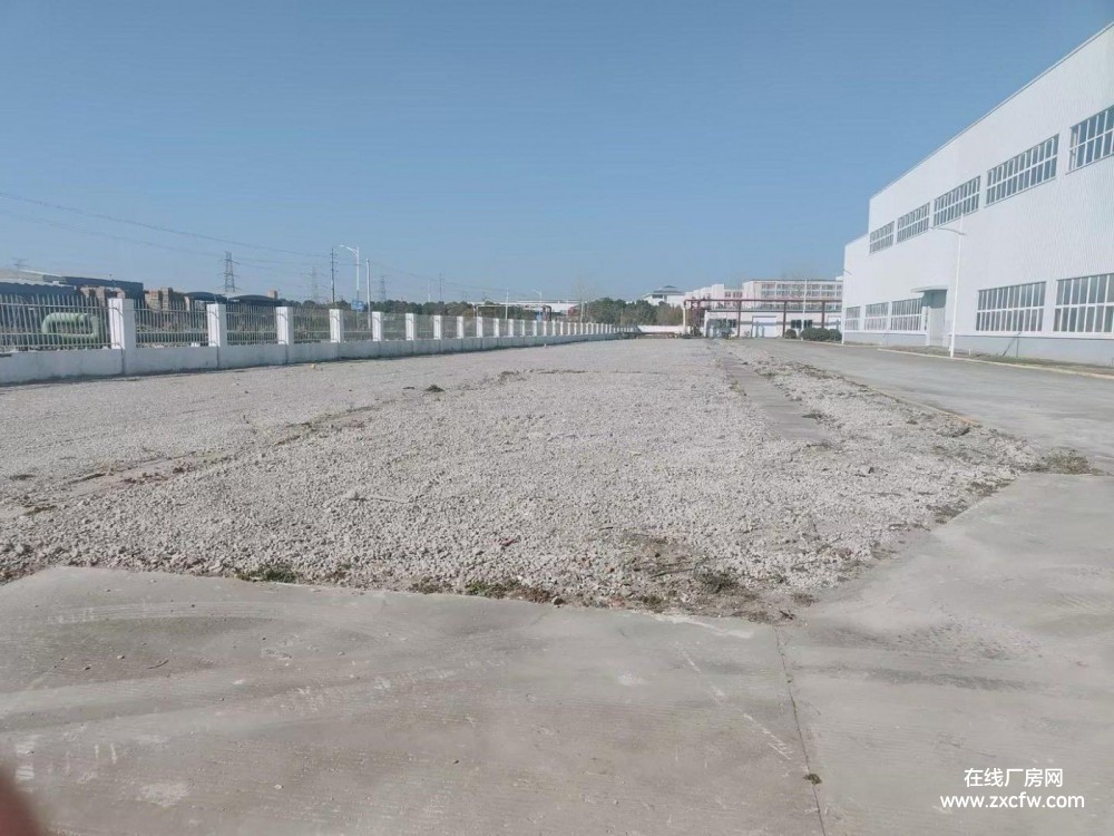江苏苏州厂房出租-常熟20000㎡标准工业厂房招租、半硬化地面带行车