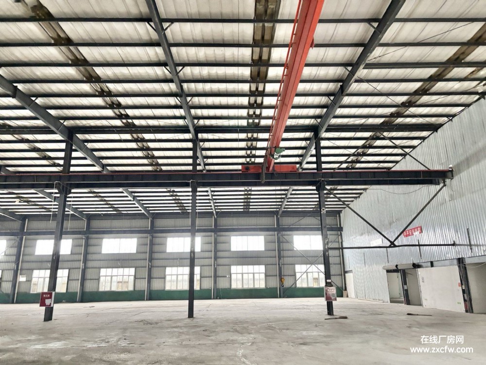 青白江工业园24000平米标准厂房出租有10吨航车-四川厂房出租