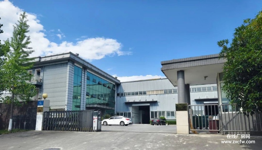 四川成都厂房出租-都江堰1200㎡独门独院园区厂房招租  有行车无行业限制