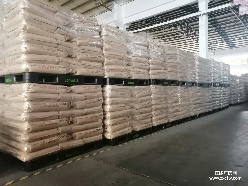 广东广州仓库出租-广州白云区17000平工业园仓库出租 整租分租均可高路口仓库交通便利