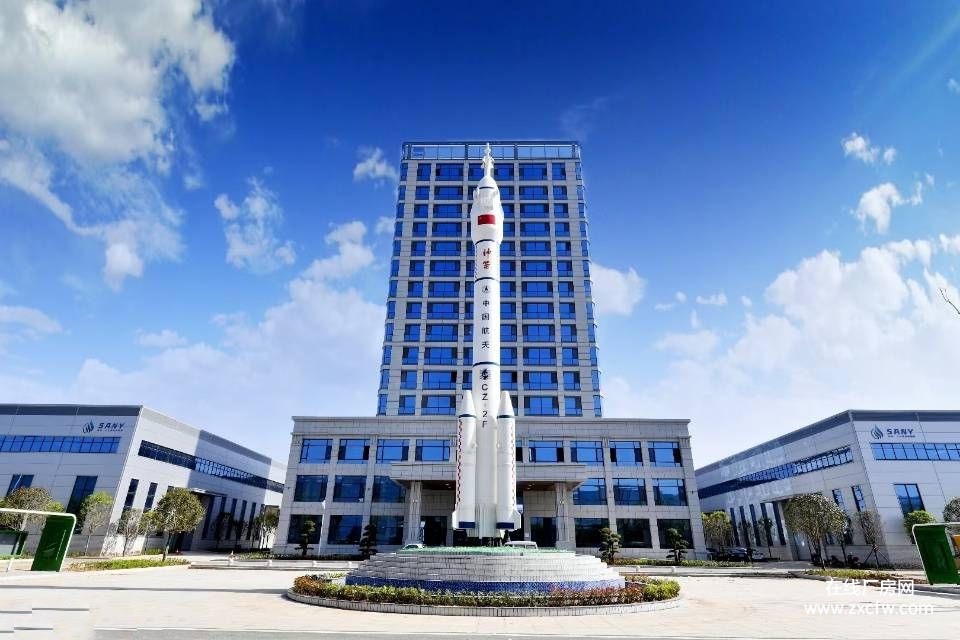 西安厂房出租-蓝田三元科技产业园4700平两跨单层独院厂房招租 赠送900平院子