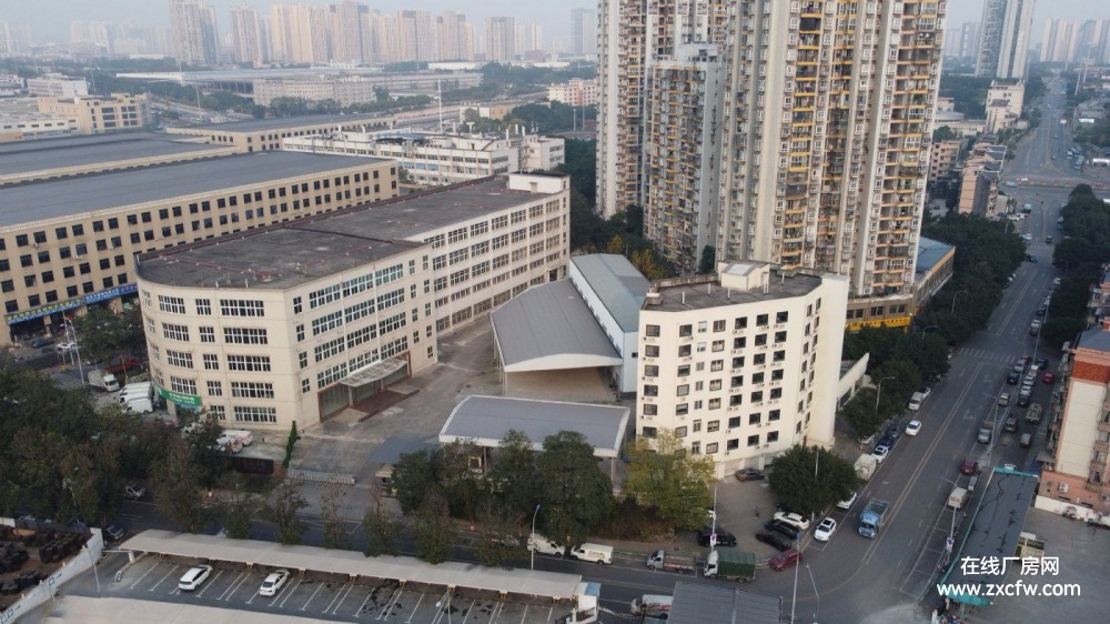 重庆市辖区厂房出租-九龙坡二郎3000平框架厂房出租 精装带办公室直接拎包入驻