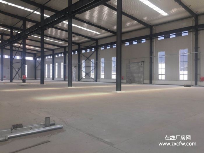 四川成都厂房出租-成都龙泉经开区2700-3700平独门独院厂房出租 可办公带行车