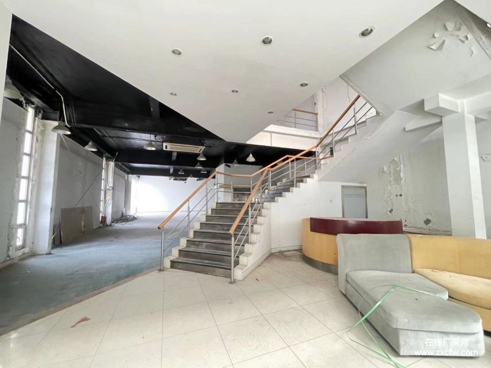 北京大兴区厂房出租-大兴独栋厂房库房3000平出租 可办公宿舍临街交通便利