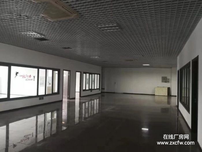 北京厂房出租-亦庄开发区地铁口小面积厂房租赁 1200平可分租有独立变压器可环评