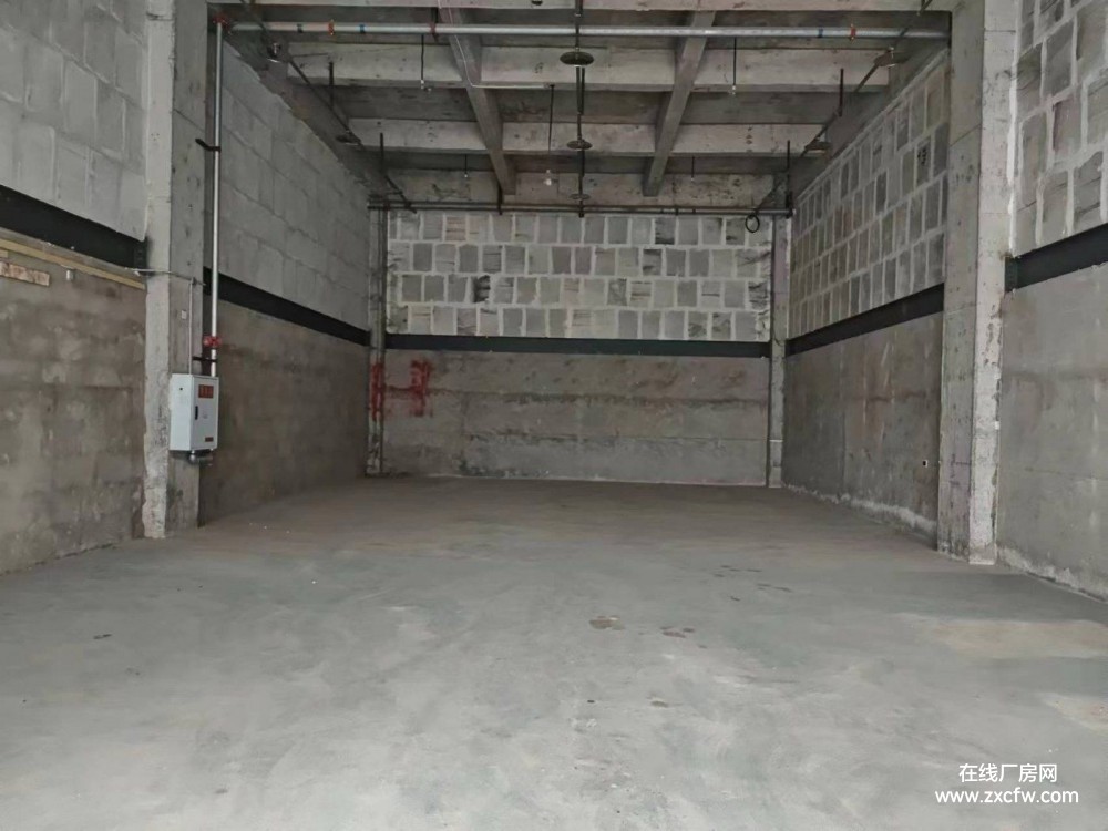 重庆市辖区仓库出租-重庆渝北区2000㎡厂房库房车间出租 有产权带动力电