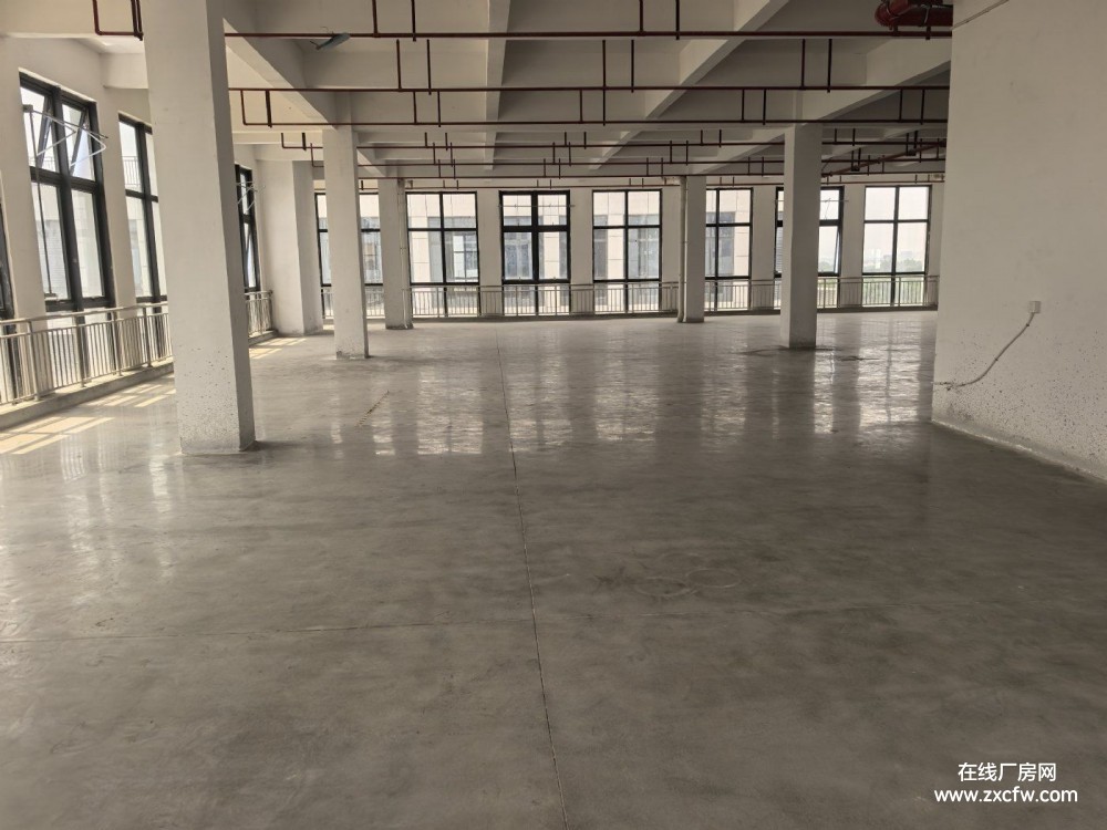 狮山万洋科技众创城1400㎡全新园区厂房出租 有食堂有停车场带动力电-广东厂房出租