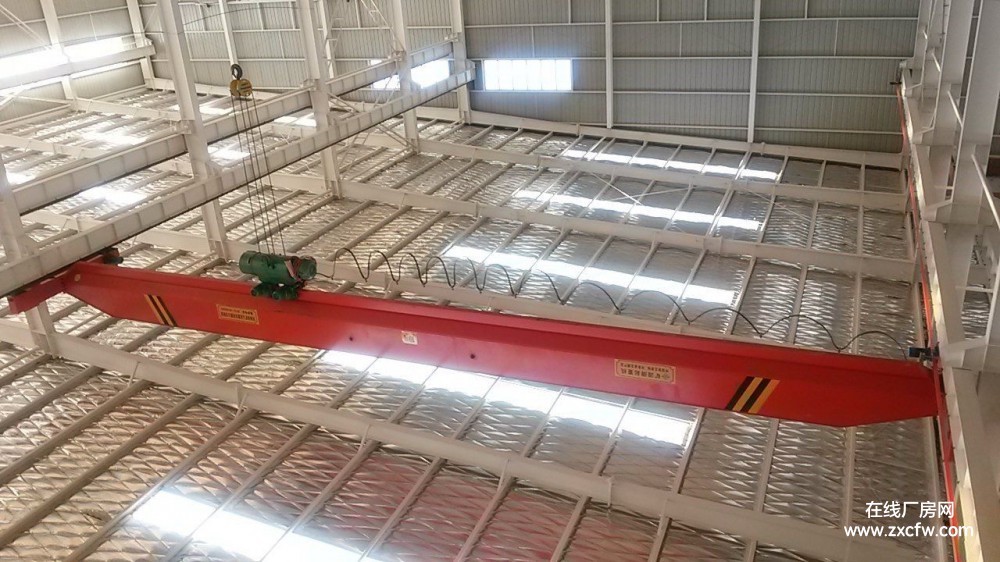 北京延庆县厂房出租-延庆康庄独栋单层2600平有行车厂房出租 可办公可住宿