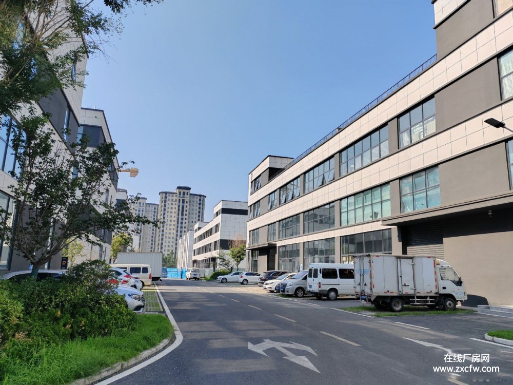 郑州厂房出租-郑州新密全新工业园独栋厂房整体出租 有电梯带行车交通便利