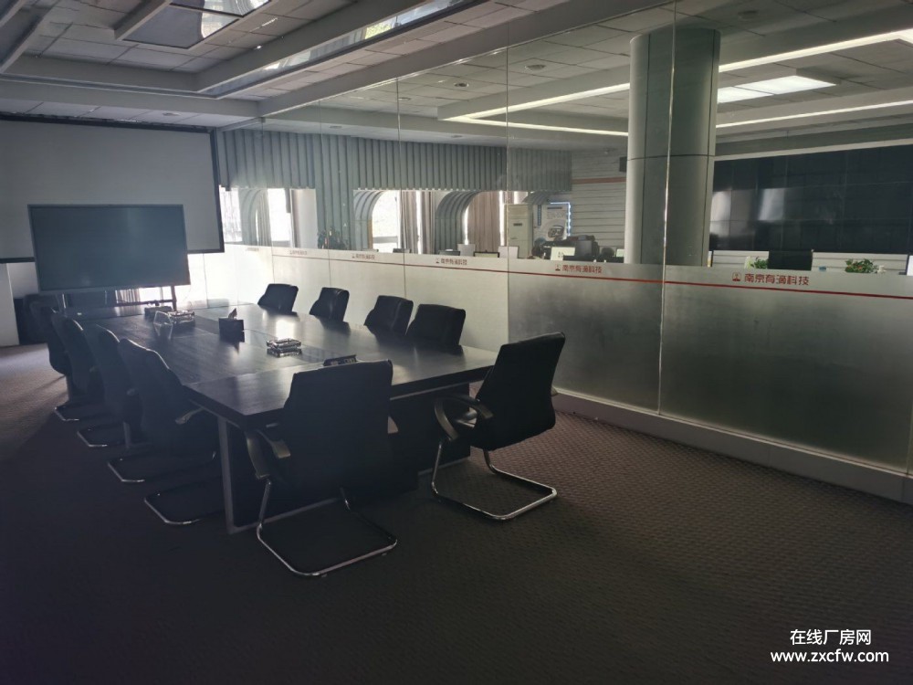 江苏南京厂房出租-秦淮区白下高新技术产业园厂房出租可办公可生产有行车