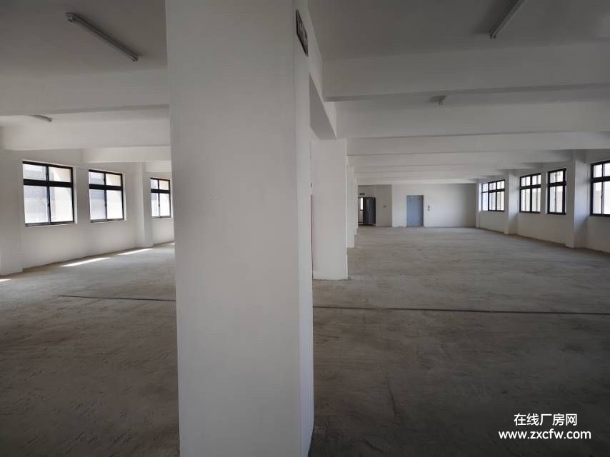 扬州厂房出租-广陵区双层工业厂房1550平出租三层720可单租，可办公交通便利