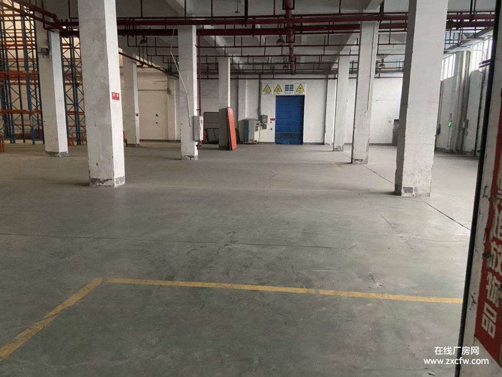 重庆市辖区钢结构仓库出租-渝北区三亚湾水产市场旁1.5万平丙二类消防仓库出租 有卸货平台